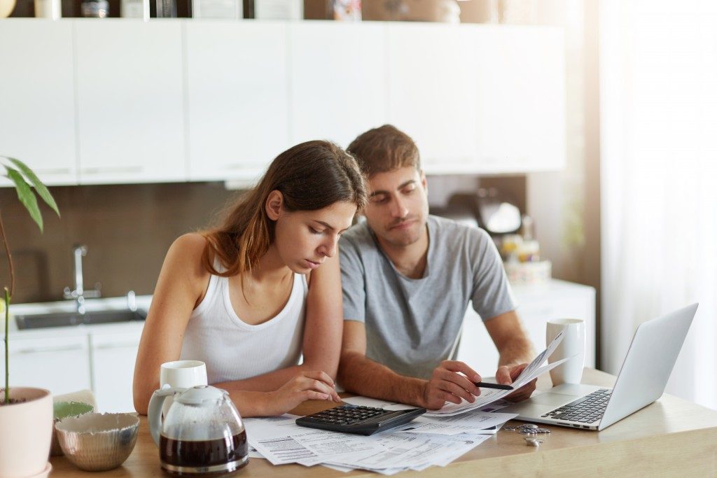 Calculating the family expense