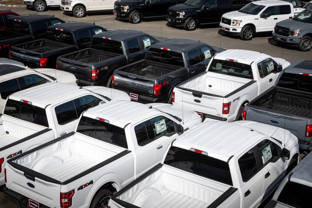 buying a pickup truck